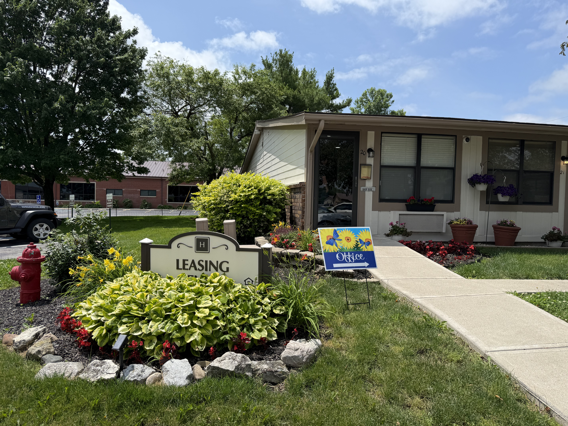 Hartwick Apartments - Main View